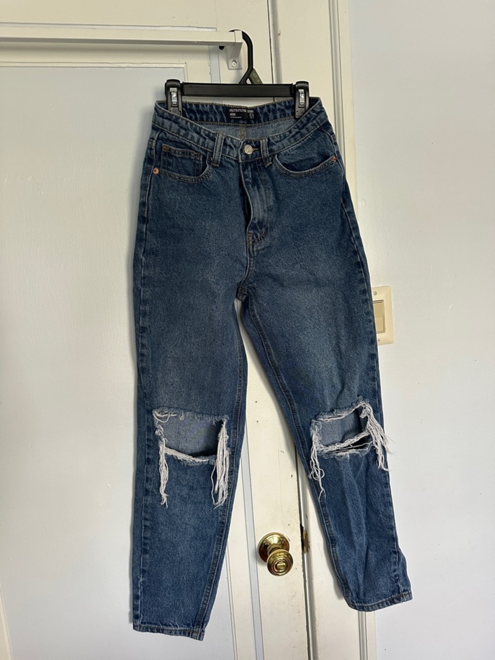 PrettyLittleThing Dark Blue Distressed Straight Leg Jeans